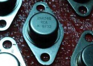 Motorola - 2N4240