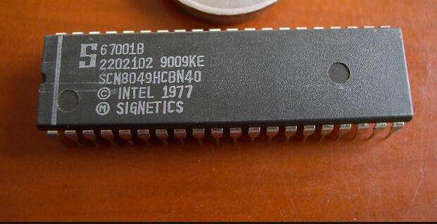 Signetics - SCN8049HCBN40