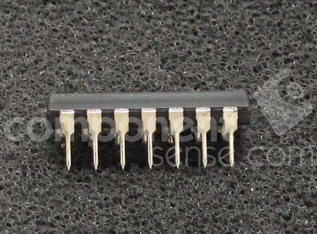 Freescale Semiconductor - MC14015BCP