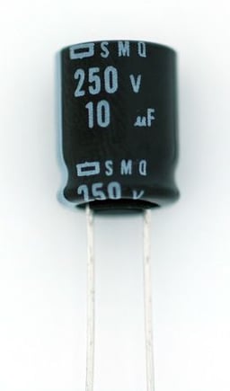 ESMQ250ELL471MJC5S by United Chemi-Con